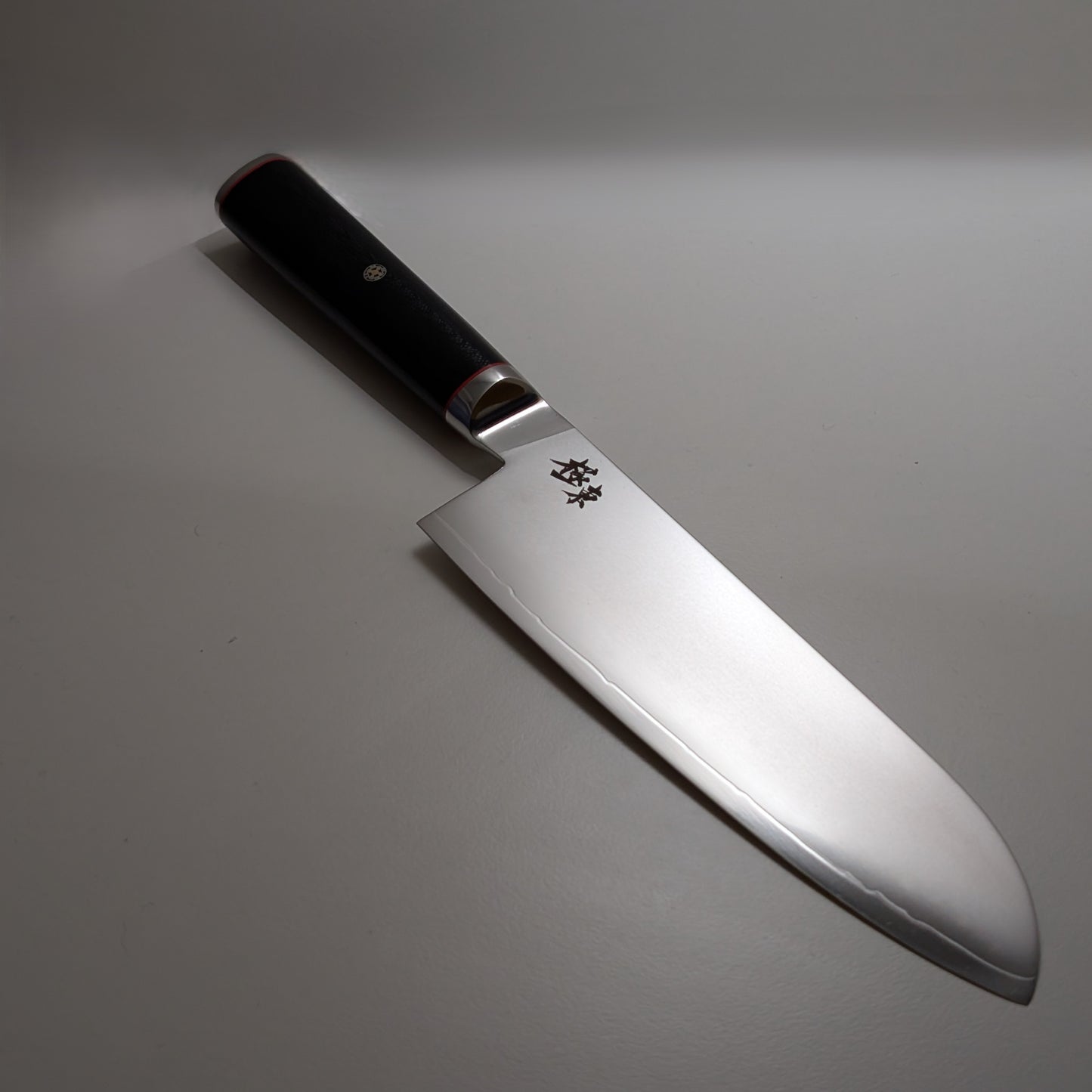 Santoku Messer AUS-10 (180 mm)